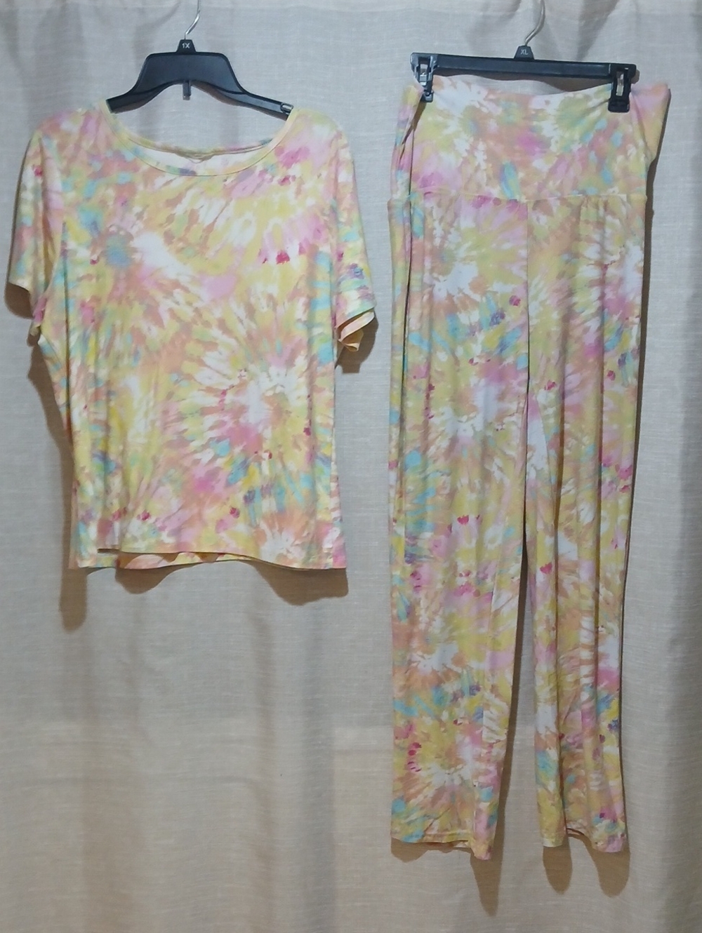Pastel Tie-Dye Two-Piece Top and Pants Set - Soft Yellow & Pastels